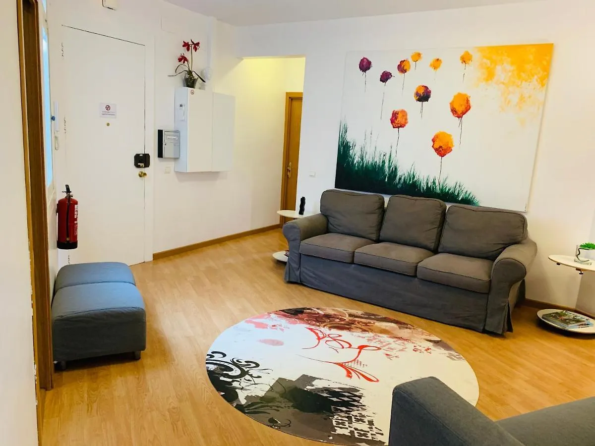 APTBCN Super Balmes Guest House Barcellona