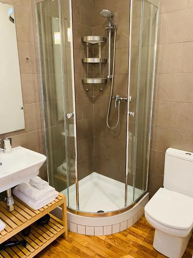 APTBCN Super Balmes Guest House Barcellona