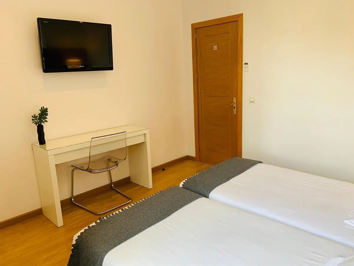 APTBCN Super Balmes Guest House Barcellona