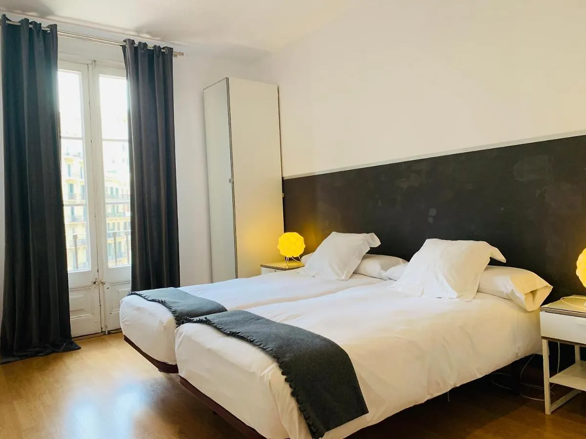 APTBCN Super Balmes Guest House Barcellona 0*,  Spagna