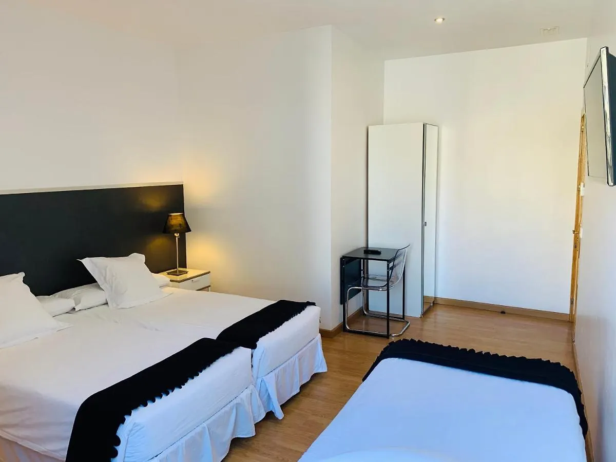 APTBCN Super Balmes Guest House Barcellona Spagna