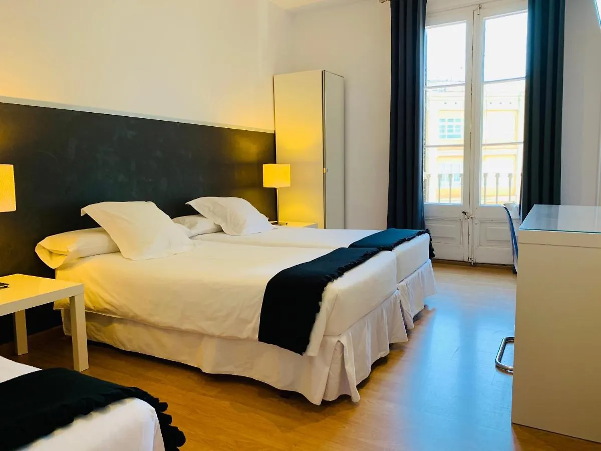 APTBCN Super Balmes Guest House Barcellona 0*,