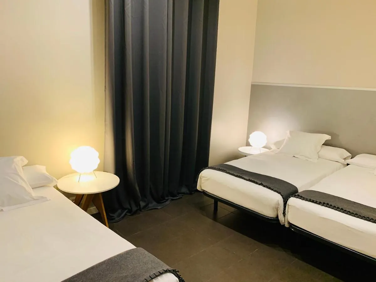 APTBCN Super Balmes Guest House Barcellona 0*,  Spagna